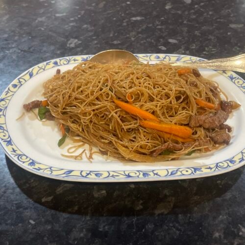 034B.Fideos de arroz con ternera