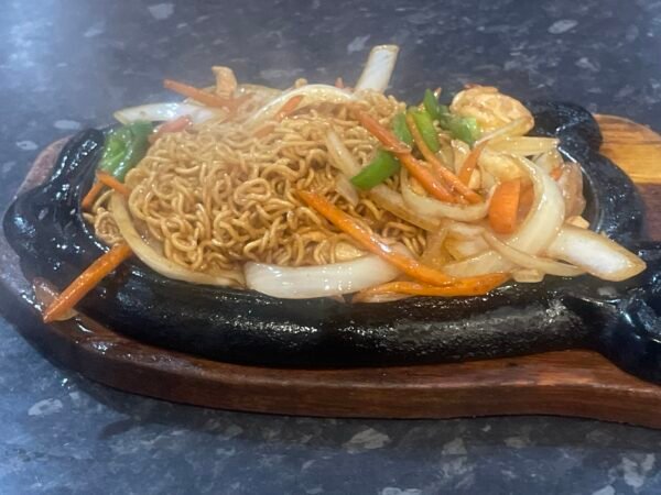 035.Tallarines chinos salteados