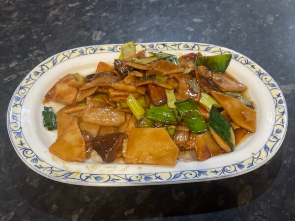 040.Bambú y setas chinas salteadas