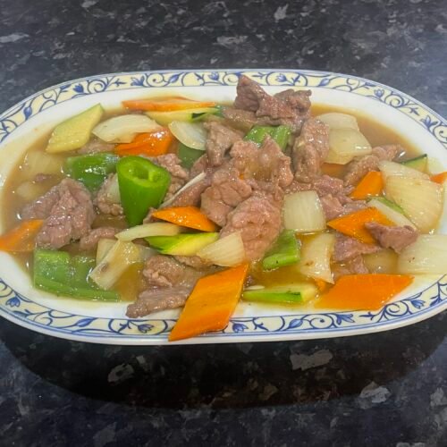 056.Ternera con salsa curry