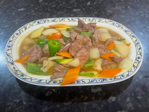 056.Ternera con salsa curry