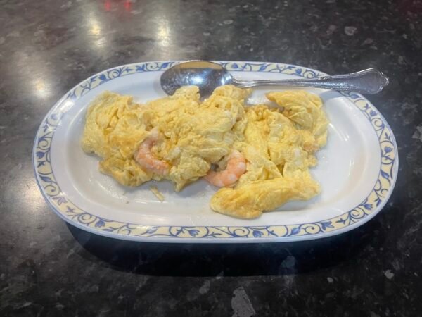 036.Tortilla de huevo con gambas