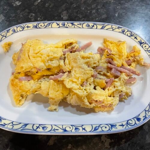 038.Tortilla de huevo con jamón