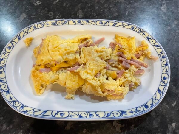 038.Tortilla de huevo con jamón